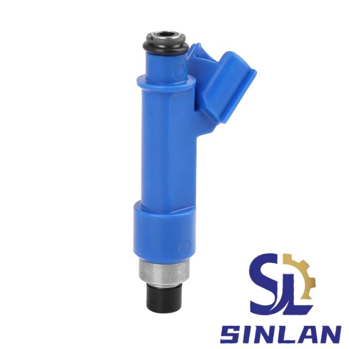 23209-21040 TOYOTA Yaris Fuel injector 23209-21040 — изображение 1