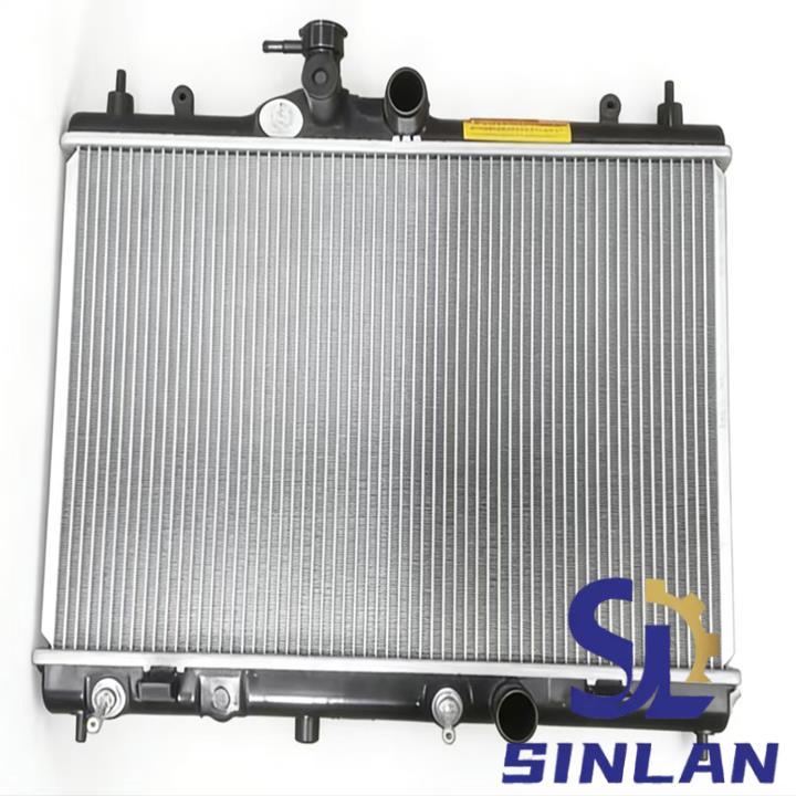 21460-ED500 Car radiator for NISSAN TIIDA SCll 04 21460-ED500 AT - Image 1