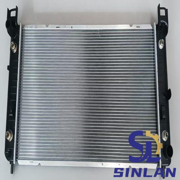 Car radiator for CHEVROLET YUKON TAHOU 00-12 AT 52487603