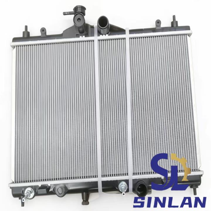 AB054-16 Car radiator for NISSAN Yida/Tiida/sylphy16AT AB054-16 - Image 1