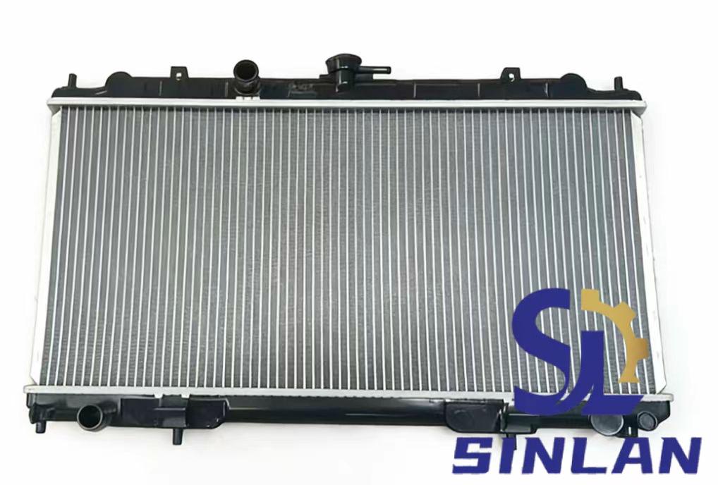SENTRA 00-06 21460-6M100 AT Car radiator for NISSAN SENTRA 00-06 21460-6M110 AT - Image 1