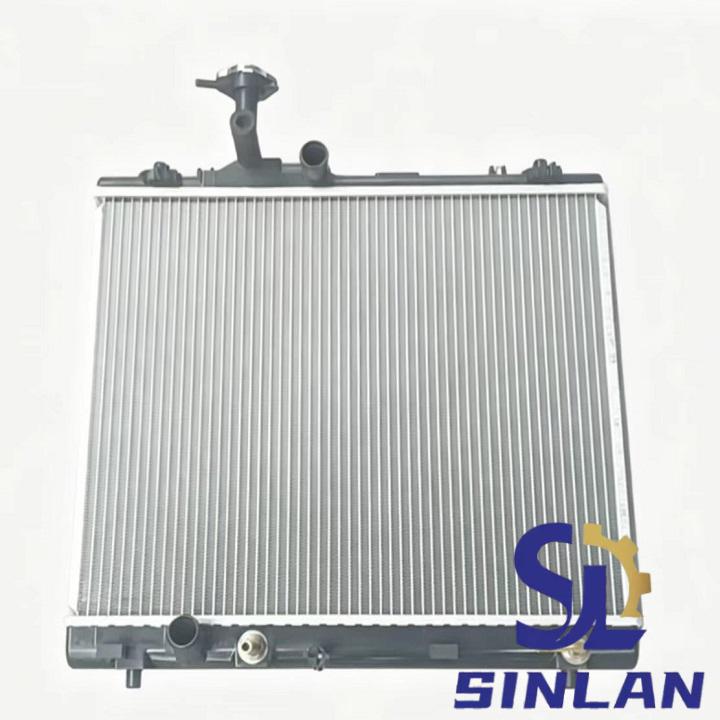 17700-71L10 Car radiator for SUZUKI Ertiga Swift 2010 26AT 17700-71L10 - Image 1