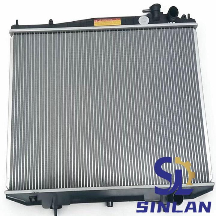 21460-71A00 Car radiator for NISSAN D22/Paladin MT 16wave8 21460-71A00 - Image 1