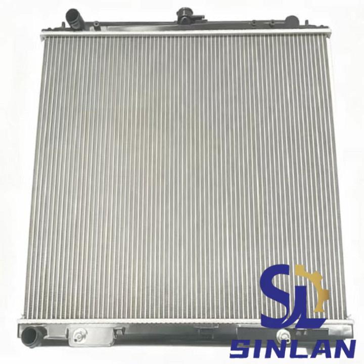 21460-EA005 Car radiator for NISSAN Frontier 05-13 AT 21460-EA005 - Image 1