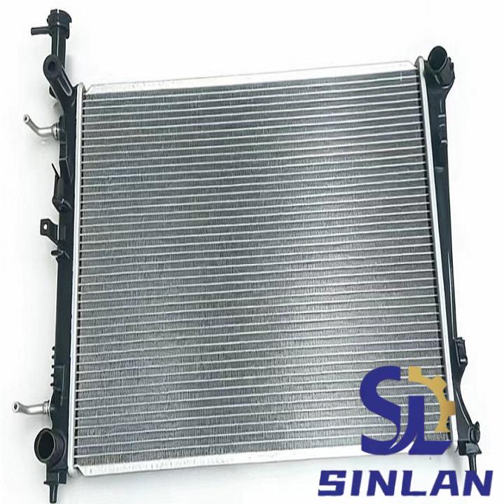 25310-1M150 Car radiator for KIA FORTE2009 AT 25310-1M150 - Image 1