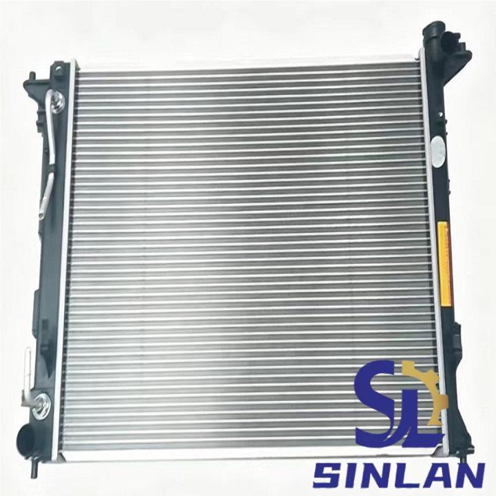 25310-2Y500 Car radiator for HYUNDAI IX35 AT 16wave8 25310-2Y500 - Image 1